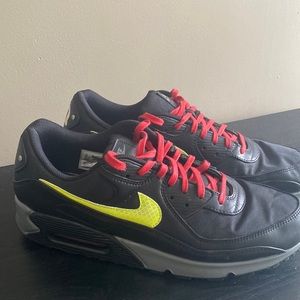 Nike Air Max 90
City Pack NYC
